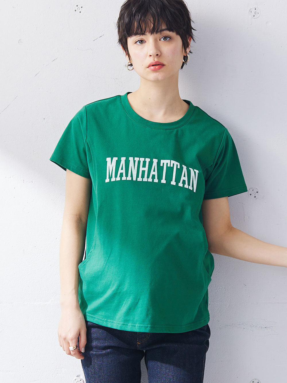 マタニティ トップス|ロゴTシャツ　マタニティ・授乳服【出産後も長く使える】|MANHATTANグリーン