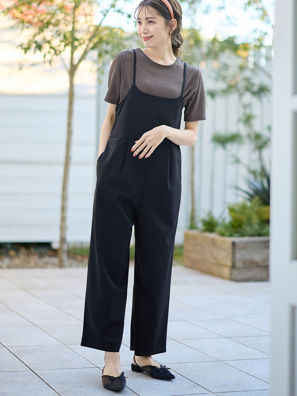 マタニティ パンツ・サロペット|ジョーゼット風カットソーサロペット　マタニティ・産後【出産後も長く使える】Rosemadame（ローズマダム）|ブラック