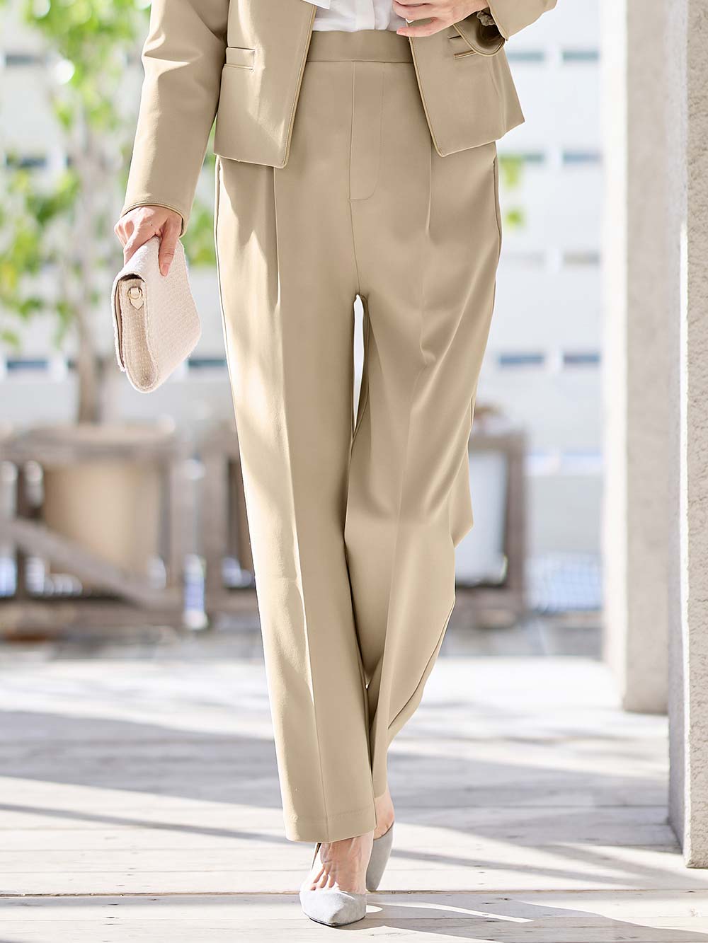 ストレッチストレートパンツ