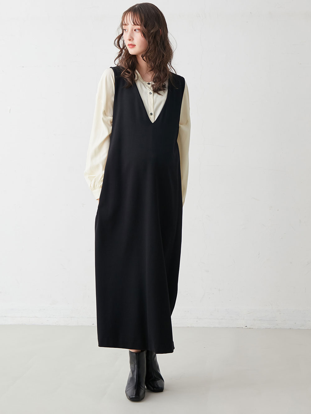 マタニティ ワンピース|ポンチロングジャンパースカート　マタニティ・授乳服【出産後も長く使える】|ブラック