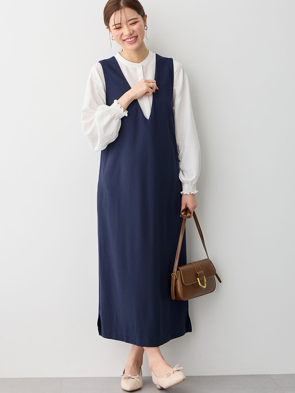 マタニティ ワンピース|ポンチロングジャンパースカート　マタニティ・授乳服【出産後も長く使える】|ネイビー